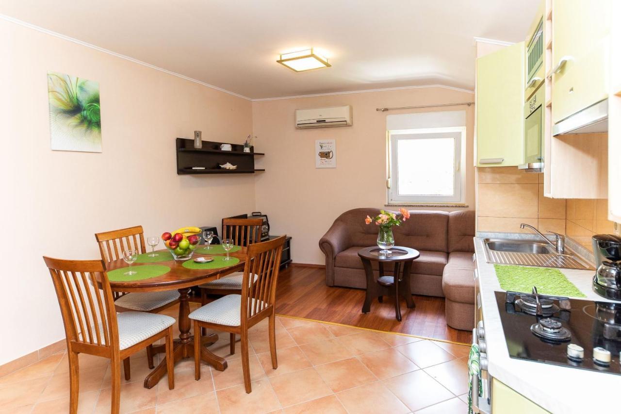Apartments Artan Crikvenica Zewnętrze zdjęcie